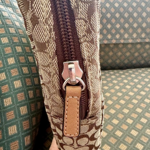 Coach Brown and Tan Laptop Bag - Picture 3 of 6